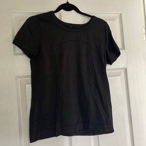 Lululemon black workout tee